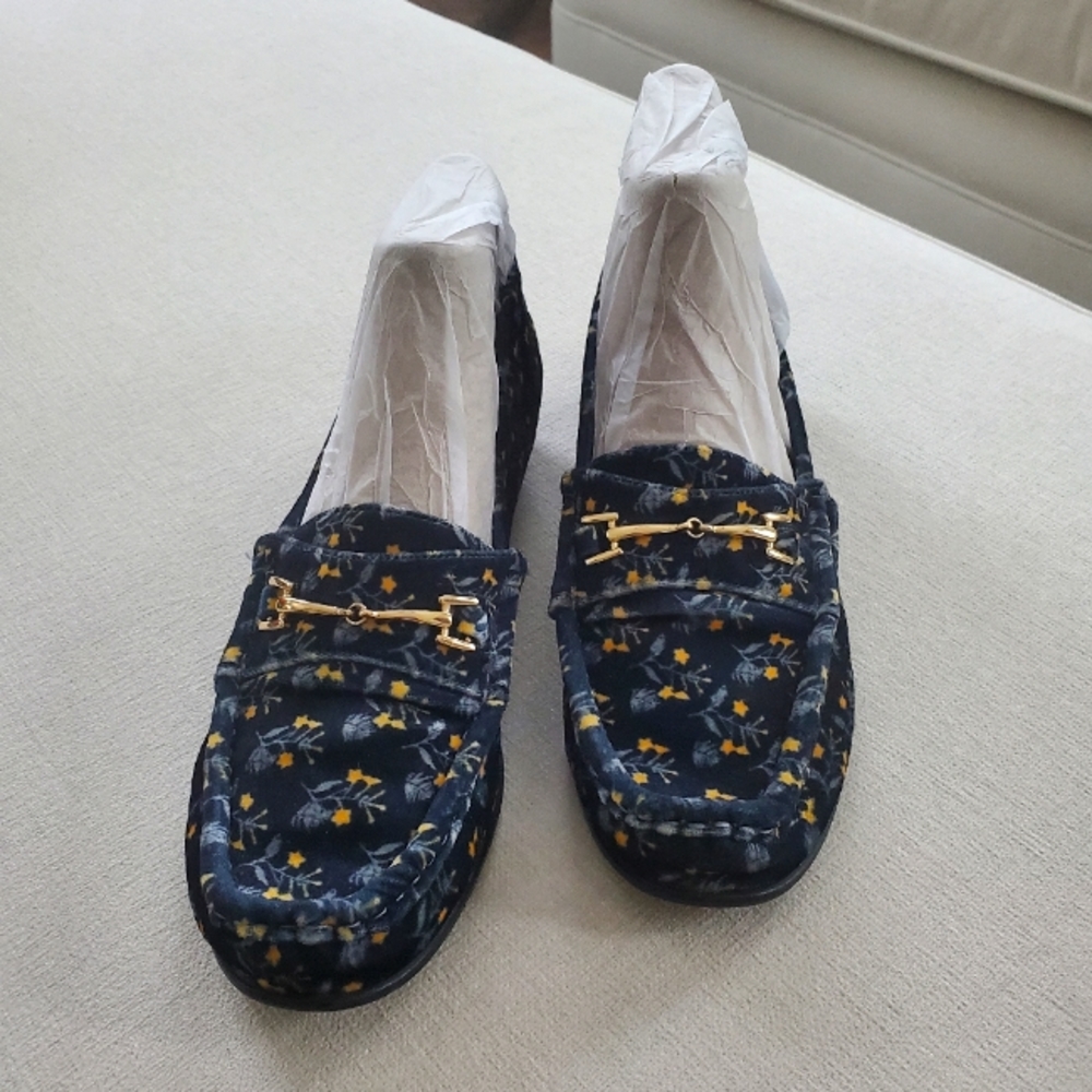 Cabi Carnaby Loafers,  exc cond size 8.5M